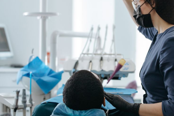 Implantation and crowns - 3